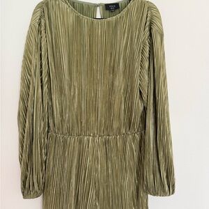 Vici Metallic Gold Pleated Green Jumper
